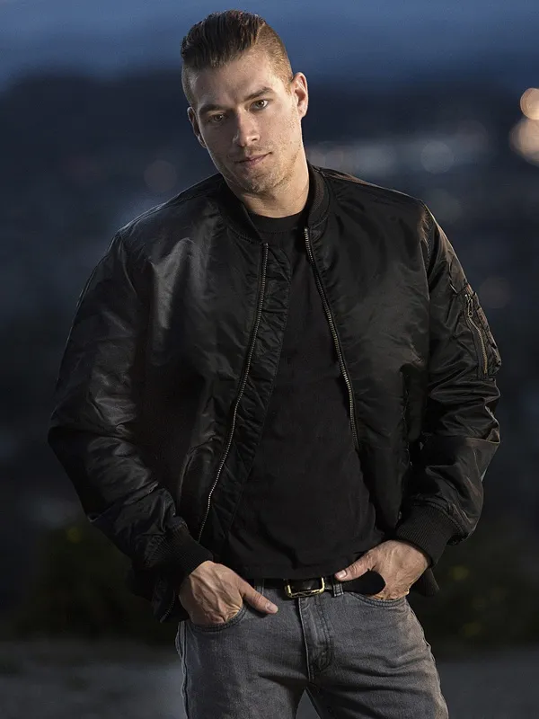 Xander Corvus