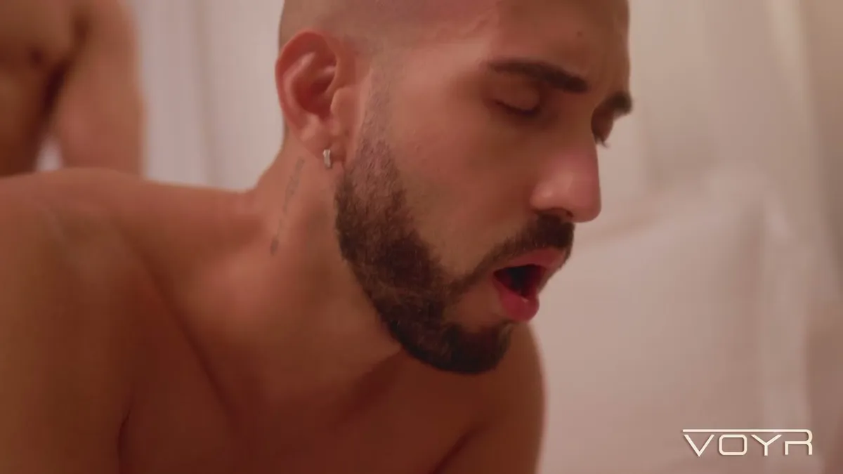 A Latin Affair at VOYR: Markin Wolf's Dominant Display Gay Porn