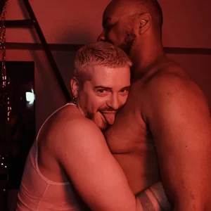 Oliver Lamb’s Gang-Bang Initiation: 12 Men, 1 Wild Ride! Axel Abysse & Ray Diesel Drop Perfect Fit: Bareback & Fists Gay Porn