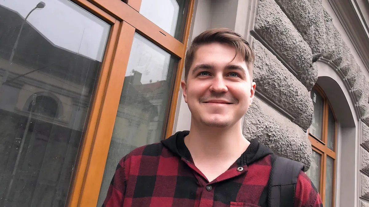 Czech Hunter 847: Barebacking The College Cutie 3 Czech Hunter 847: Barebacking The College Cutie Gay Porn 2