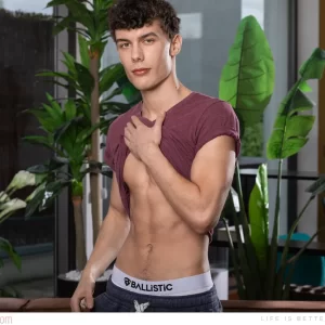 Felix Dowoni Owns Lucian Solis on FreshMen Lorenzo Steals the Show on BelAmi Model of the Week Gay Porn