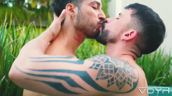 Markin Wolf Rams Kauan Bareback in Steamy Poolside Fun Gay Porn