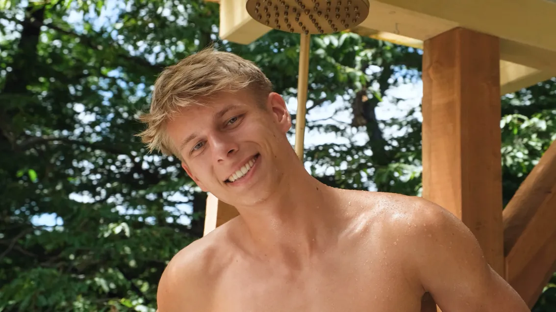 Remy Levine's Sticky Solo Show: A Sweet & Sexy Treat Gay Porn