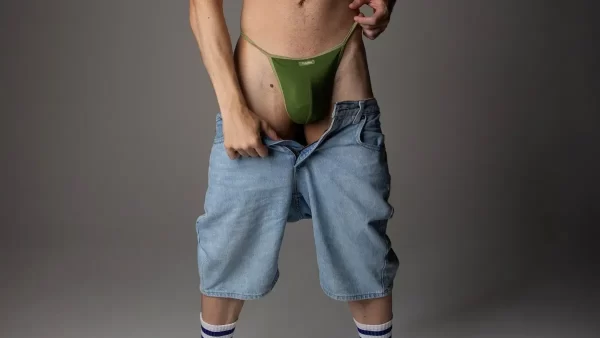 Blue Boy Bulge: That Cock Deserves To Be Showed Off! Gay Porn