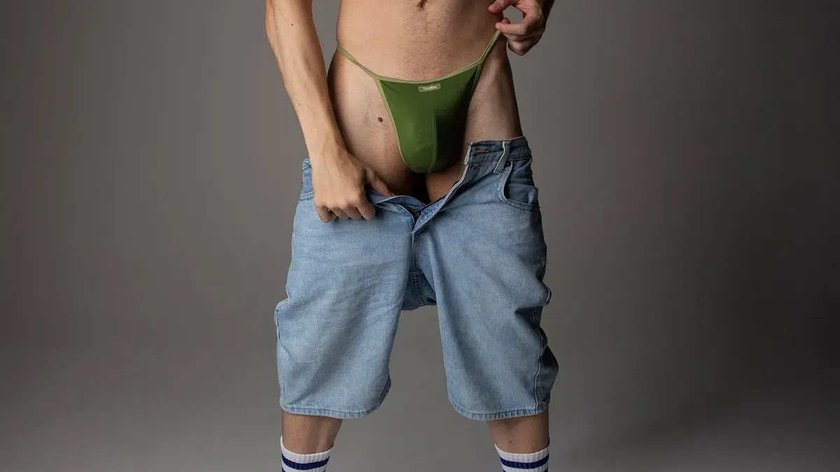 Blue Boy Bulge: That Cock Deserves To Be Showed Off! 1 Blue Boy Bulge: That Cock Deserves To Be Showed Off! Gay Porn