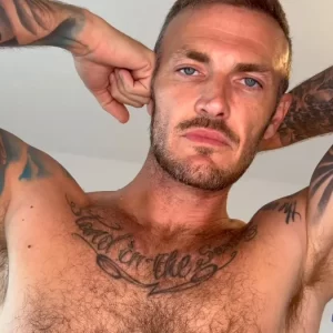 Christian Wilde "Drags A Fan" In for Verbal Domination Gay Porn