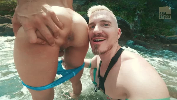Hayashisan & Axel Abysse Go Flip-Fisting at the Beach Gay Porn 3