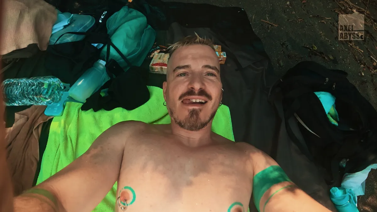Hayashisan & Axel Abysse Go Flip-Fisting at the Beach Gay Porn