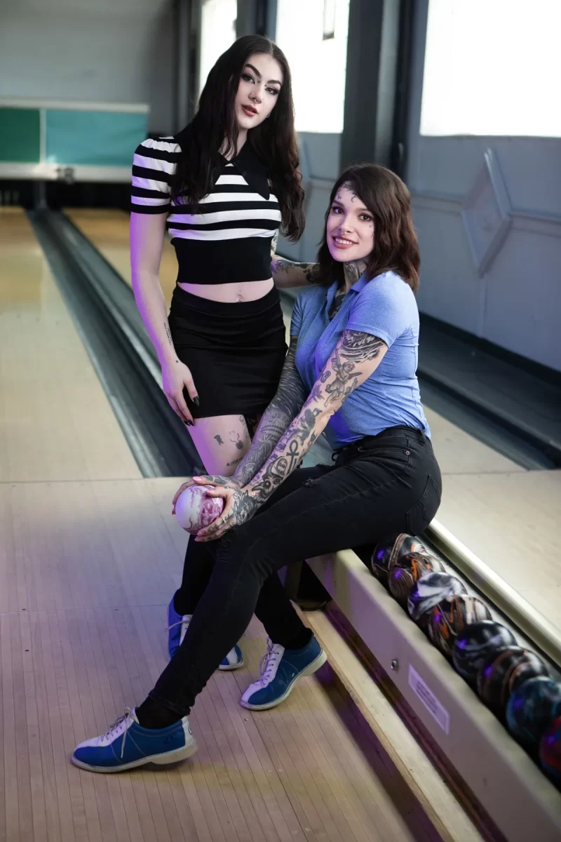 Pin Up, Pinned Down: Amy Nosferatu & Everly666 11 Pin Up, Pinned Down: Amy Nosferatu & Everly666 Gay Porn 8