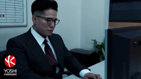 Yoshi Kawasaki Fists Shoma on the Office Desk Gay Porn