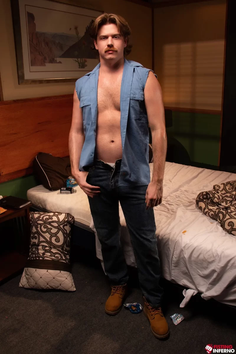 Ethan Sinns Swallows Brody Baytes Fist in By The Hour 6 Ethan Sinns Swallows Brody Baytes Fist in By The Hour Gay Porn 2