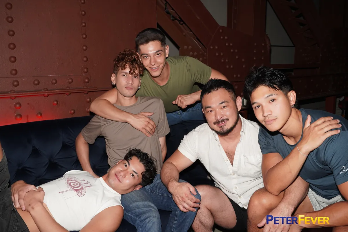 ObseXXion: Andrew's Jealous Threesome Takes Over Zen & Bambi 4