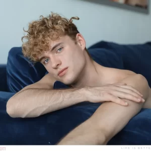 Steve Collins Claims His BelAmi Spotlight at Last Gay Porn